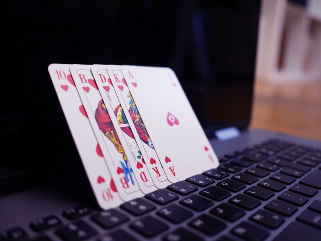 Hoe u veel geld kunt winnen bij online casinospellen